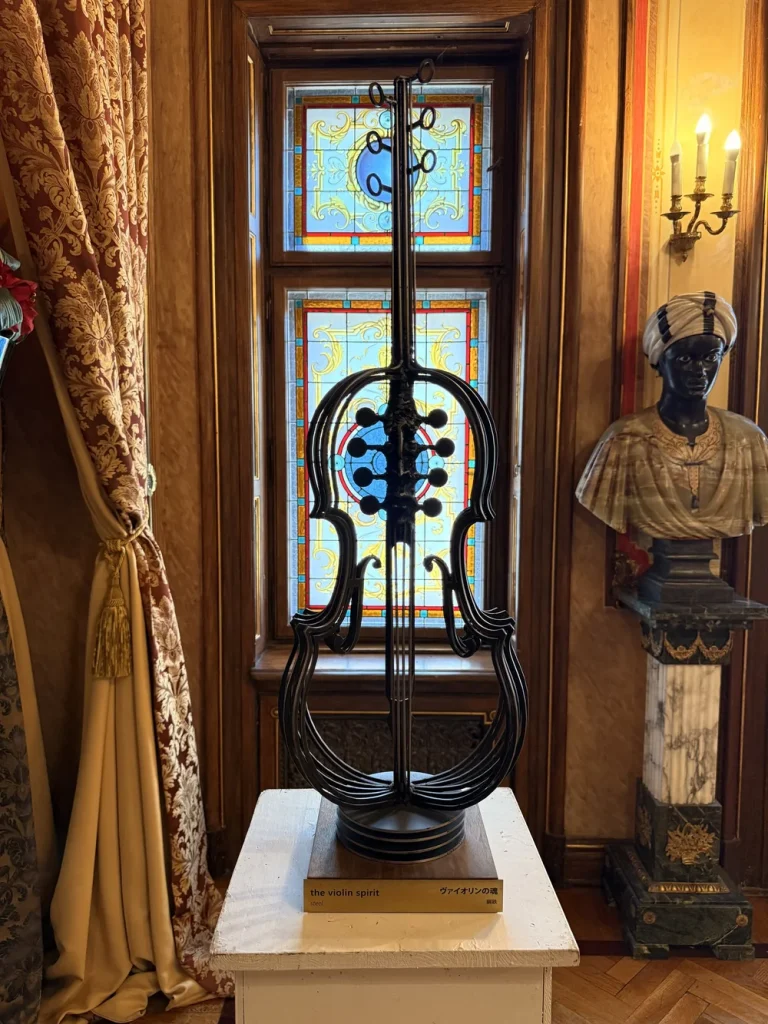 Guided Tours at Palais Ghica Victoria